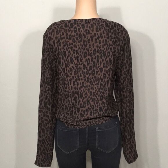 Cloth & stone leopard top. New - Picture 5 of 8
